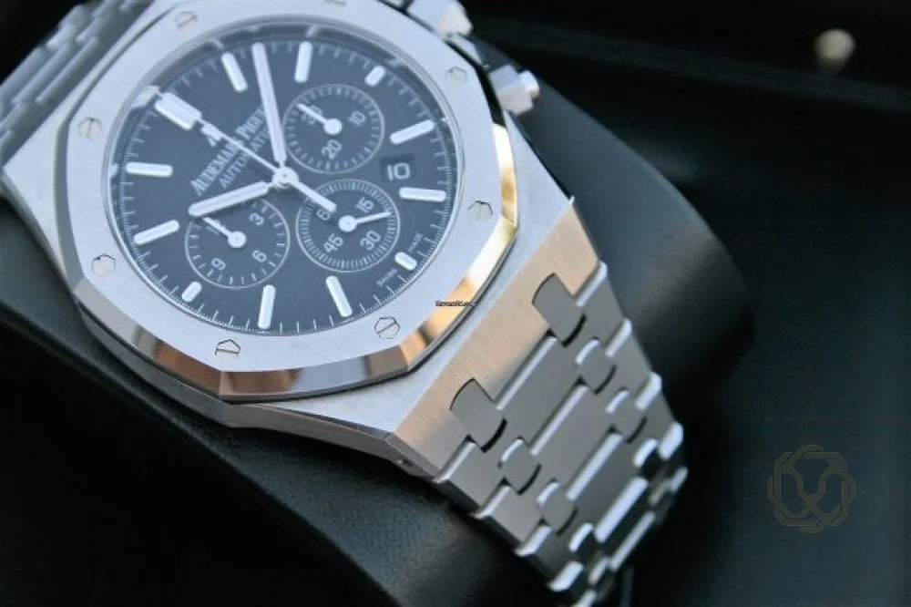 Audemars Piguet Royal Oak 41MM Chronograph Black Dial OLUXE.MA