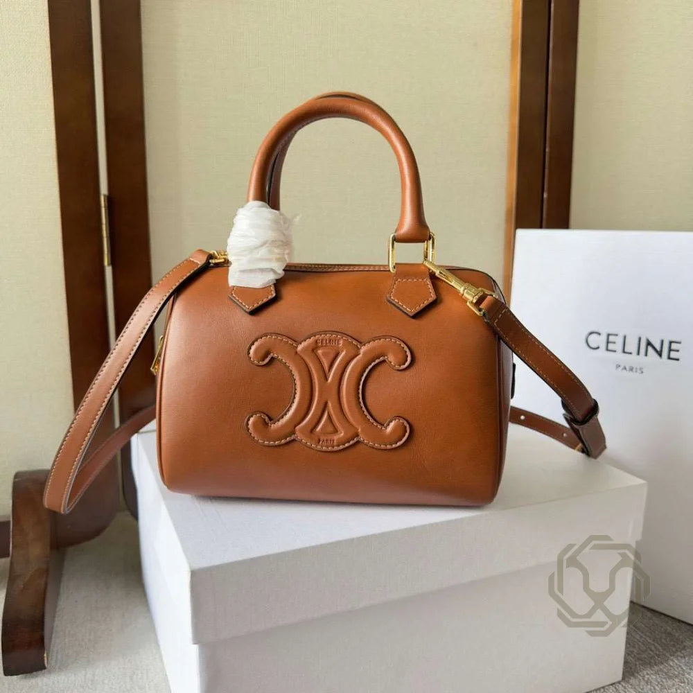 Sac Celine Chic Beige pour Femme