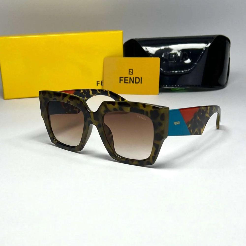 Solaires Fendi Noirs mod 4