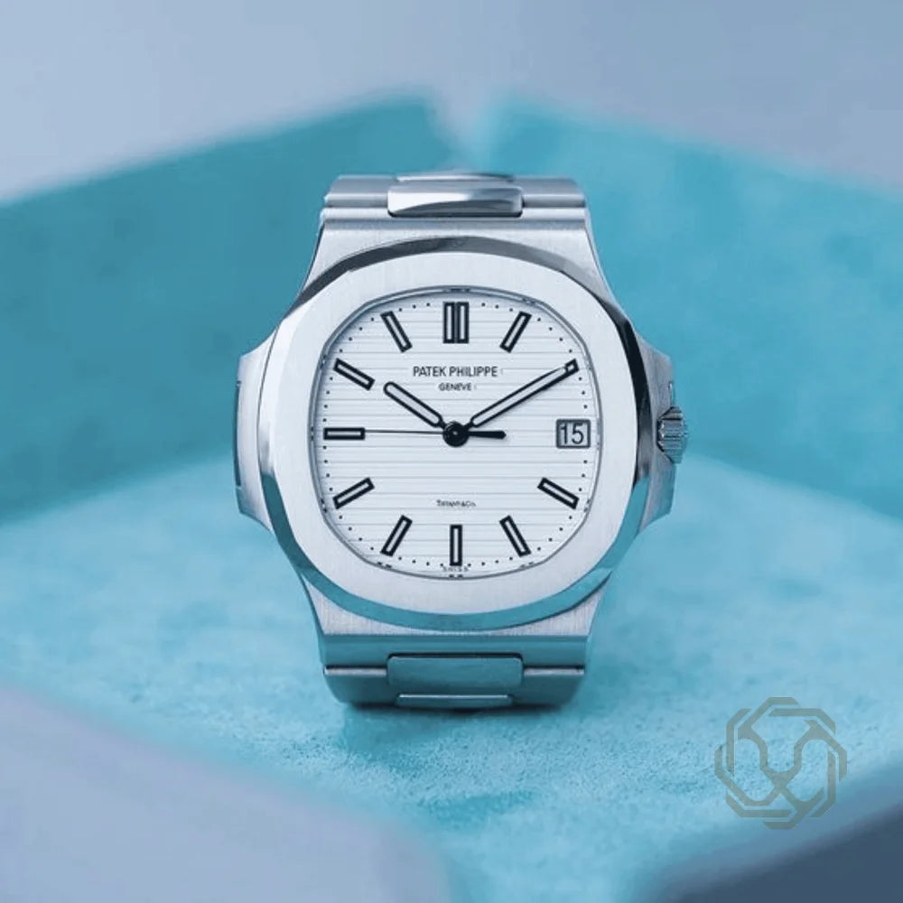 Patek Philippe Nautilus White Silver