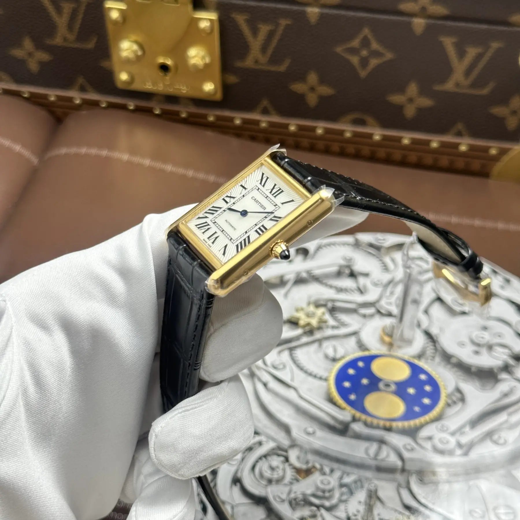 cartier-tank-louis-40mm-626 CARTIER – Tank Louis 40mm